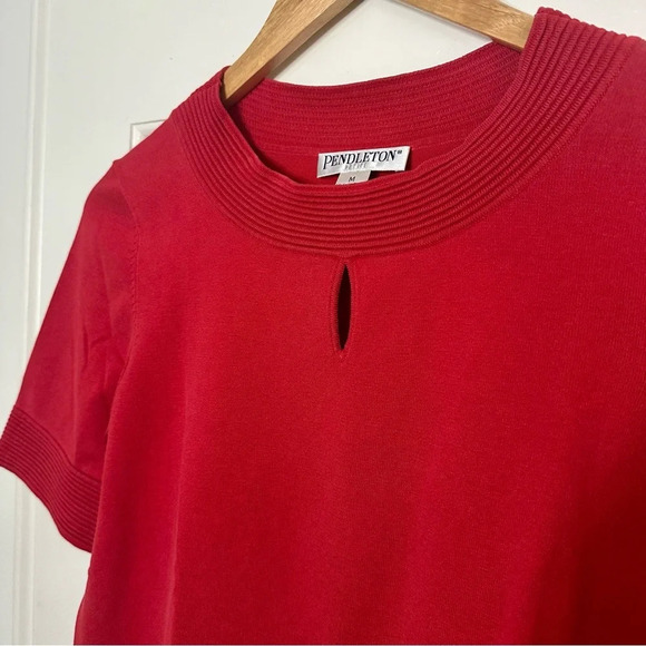 PENDLETON Petite Vintage Silk Blend Short Sleeve Keyhole Red Knit Top Old Money - Picture 4 of 7